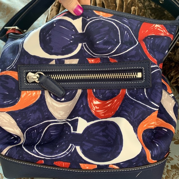 Coach shoulder bag. Excellent condition! - Picture 6 of 8